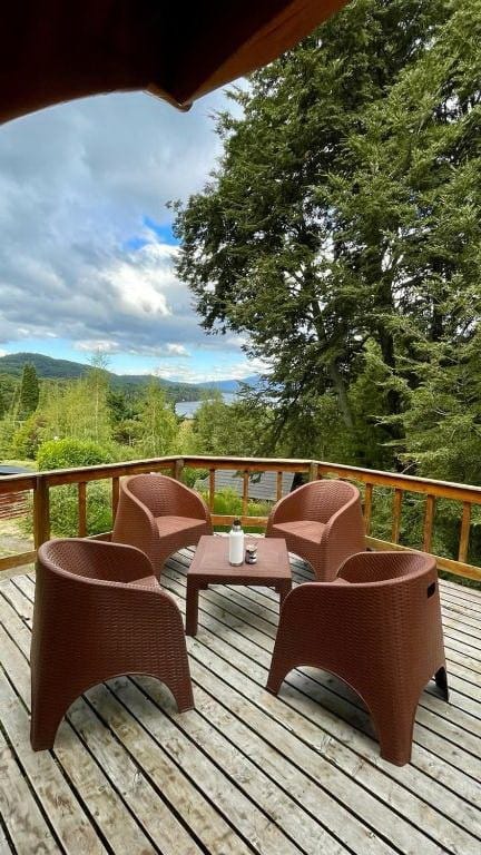 Cabaña con vistas al Lago Nahuel Huapi