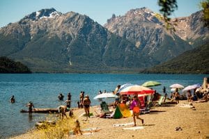 Qué ropa llevar a Bariloche en verano: guía completa para disfrutar de tus vacaciones en la Patagonia